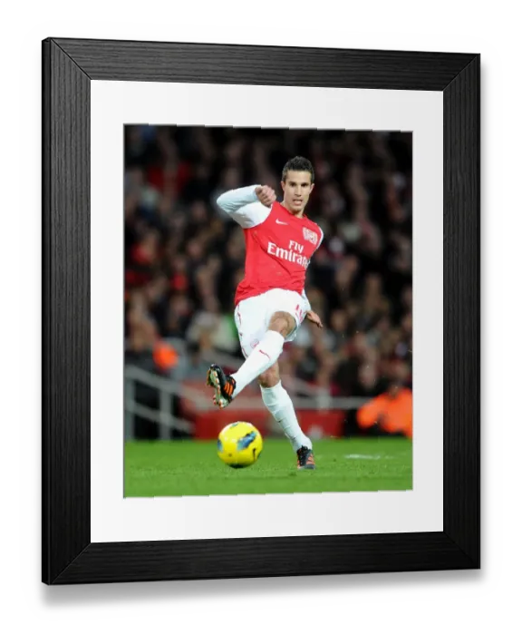 Framed Print : Robin van Persie in Action: Arsenal vs Manchester United, Premier League 2011-12