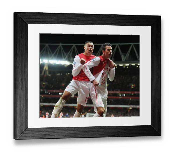 Framed Print : Van Persie and Oxlade-Chamberlain Celebrate Goal: Arsenal vs Manchester United, Premier League 2011-12 Framed Print : Van Persie and Oxlade-Chamberlain Celebrate Goal: Arsenal vs Manchester United, Premier League 2011-12