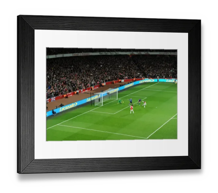 Framed Print : Robin van Persie (Arsenal) shoots wide past Anders Lindegaard (Man Utd)