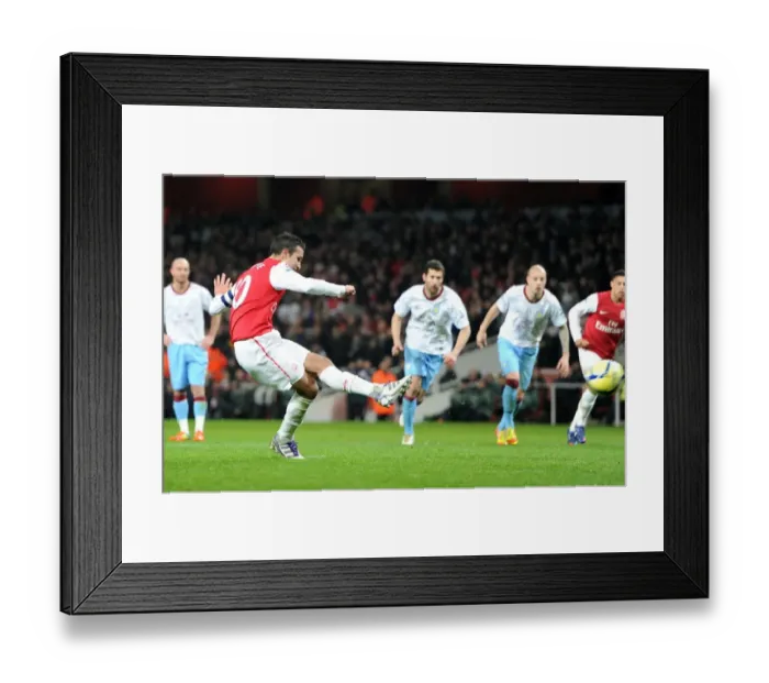 Framed Print : Robin van Persie's Penalty: Arsenal's FA Cup Victory over Aston Villa (2012) Framed Print : Robin van Persie's Penalty: Arsenal's FA Cup Victory over Aston Villa (2012)