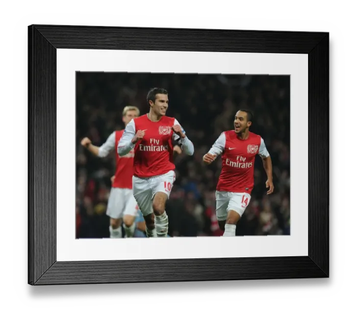 Framed Print : Arsenal's Van Persie and Walcott Celebrate Goals in FA Cup Victory over Aston Villa
