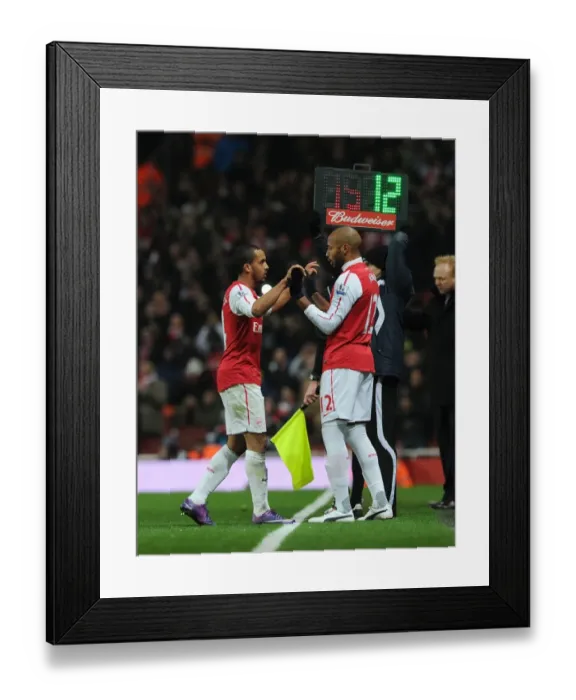 Framed Print : Thierry Henry Substitution: Arsenal vs. Aston Villa, FA Cup 2011-12 Framed Print : Thierry Henry Substitution: Arsenal vs. Aston Villa, FA Cup 2011-12