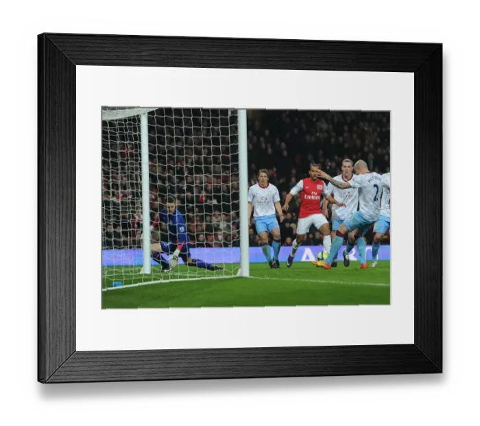 Framed Print : Theo Walcott Scores the Second Goal: Arsenal vs. Aston Villa, FA Cup Fourth Round, 2011-12