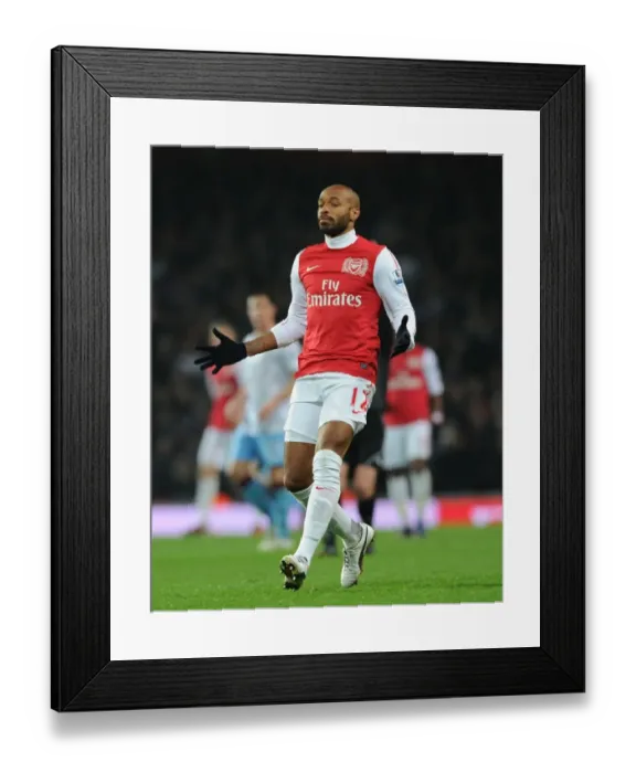 Framed Print : Thierry Henry in Action: Arsenal vs. Aston Villa, FA Cup 2011-12 Framed Print : Thierry Henry in Action: Arsenal vs. Aston Villa, FA Cup 2011-12