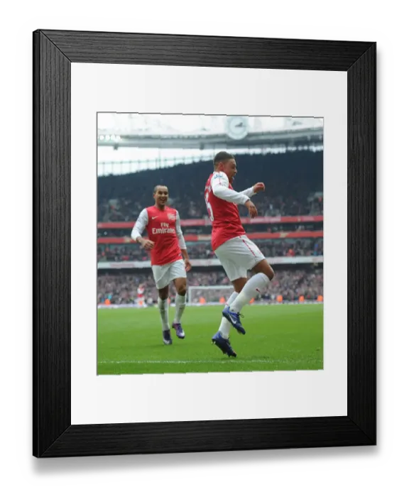 Framed Print : Arsenal's Oxlade-Chamberlain Scores Fifth Goal vs. Blackburn Rovers (2011-12) Framed Print : Arsenal's Oxlade-Chamberlain Scores Fifth Goal vs. Blackburn Rovers (2011-12)