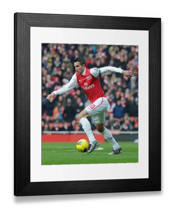 Framed Print : Robin van Persie's Brilliant Seven-Goal Performance: Arsenal Crushes Blackburn Rovers 7-1 in Premier League