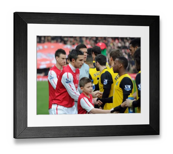Framed Print : Robin van Persie (Arsenal) shakes hands with Junior Hoilett (Rovers) before the match Framed Print : Robin van Persie (Arsenal) shakes hands with Junior Hoilett (Rovers) before the match