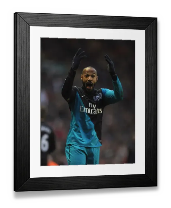 Framed Print : Thierry Henry Leads Arsenal to Glory: 2-1 Premier League Victory over Sunderland Framed Print : Thierry Henry Leads Arsenal to Glory: 2-1 Premier League Victory over Sunderland