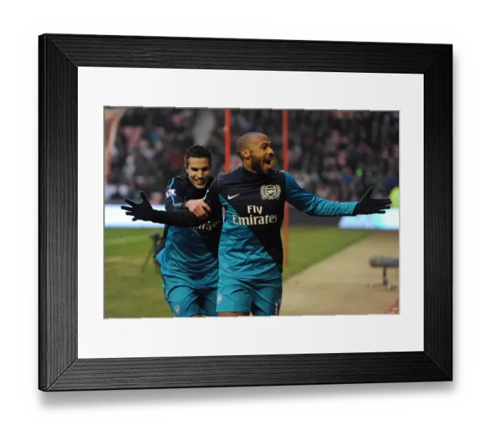 Framed Print : Arsenal's Victory: 2-1 over Sunderland in the Premier League at Stadium of Light, 11 / 2 / 12 Framed Print : Arsenal's Victory: 2-1 over Sunderland in the Premier League at Stadium of Light, 11 / 2 / 12