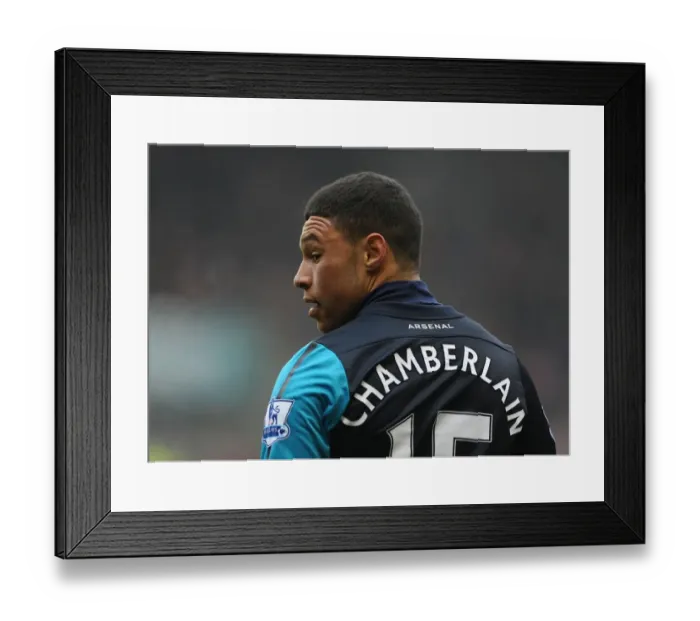 Framed Print : Arsenal's Oxlade-Chamberlain Scores Twice: Sunderland 1-2 Arsenal, Premier League 2012 Framed Print : Arsenal's Oxlade-Chamberlain Scores Twice: Sunderland 1-2 Arsenal, Premier League 2012