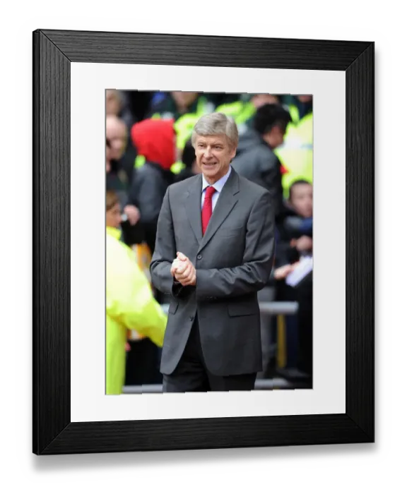 Framed Print : Arsene Wenger the Arsenal Manager. Sunderland 1: 2 Arsenal. Barclays Premier League Framed Print : Arsene Wenger the Arsenal Manager. Sunderland 1: 2 Arsenal. Barclays Premier League