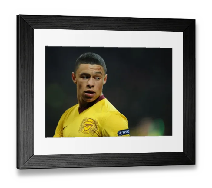 Framed Print : Alex Oxlade-Chamberlain in Action: Arsenal vs. AC Milan, UEFA Champions League 2011-12 Framed Print : Alex Oxlade-Chamberlain in Action: Arsenal vs. AC Milan, UEFA Champions League 2011-12