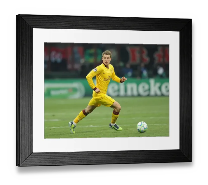 Framed Print : Aaron Ramsey in Action Against AC Milan, UEFA Champions League 2012 Framed Print : Aaron Ramsey in Action Against AC Milan, UEFA Champions League 2012