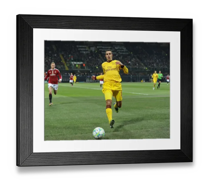 Framed Print : Arsenal's Robin van Persie Illuminates UEFA Champions League Showdown Against AC Milan (2011-12) Framed Print : Arsenal's Robin van Persie Illuminates UEFA Champions League Showdown Against AC Milan (2011-12)