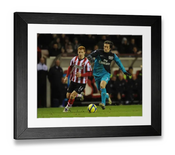Framed Print : Rosicky Outruns Colback: Sunderland vs. Arsenal, FA Cup 2011-12