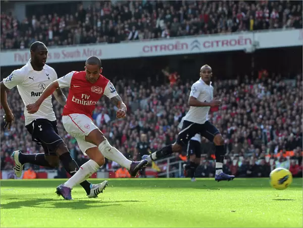 Theo Walcott Scores Double: Arsenal vs. Tottenham, Premier League 2011-12
