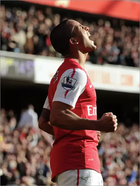 Theo Walcott's Goal: Arsenal's Victory Over Tottenham in the 2011-12 Premier League