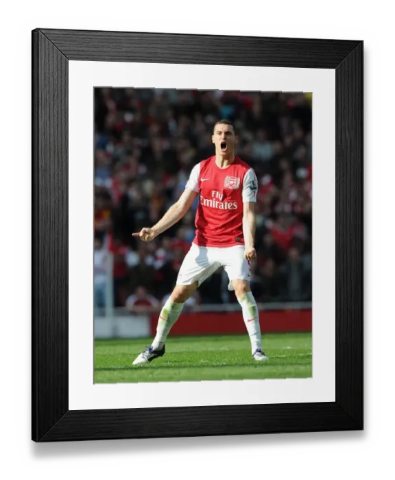 Framed Print : Thomas Vermaelen in the Heat of Arsenal vs. Tottenham Rivalry (2011-12)