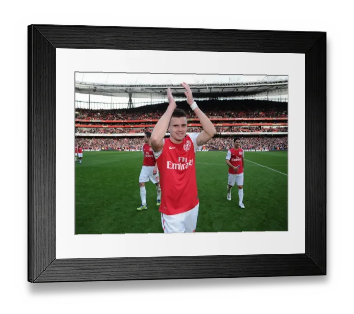 Framed Print : Arsenal Celebrates Derby Victory: Arsenal vs. Tottenham, Premier League 2011-12 Framed Print : Arsenal Celebrates Derby Victory: Arsenal vs. Tottenham, Premier League 2011-12