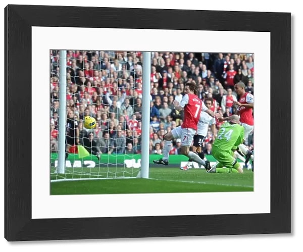 Rosicky Stuns Friedel: Arsenal's Game-Changing Goal vs. Tottenham (2011-12)