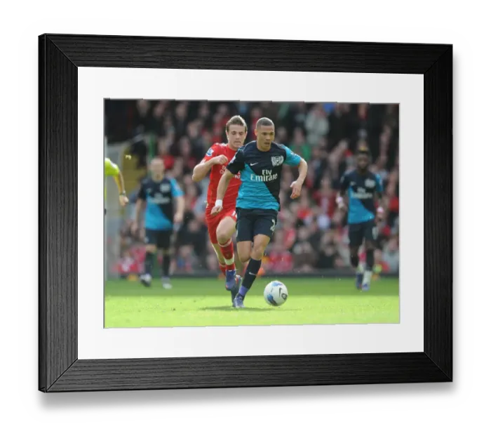 Framed Print : Arsenal's Kieran Gibbs Outmaneuvers Liverpool's Jordan Henderson in 2011-12 Premier League Clash