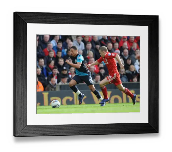 Framed Print : Alex Oxlade-Chamberlain Surges Past Jay Spearing: Liverpool vs Arsenal, Premier League 2011-12