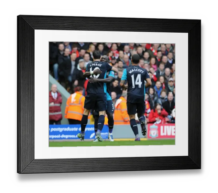 Framed Print : Robin van Persie's Strike: Liverpool vs. Arsenal, Premier League 2011-12 Framed Print : Robin van Persie's Strike: Liverpool vs. Arsenal, Premier League 2011-12