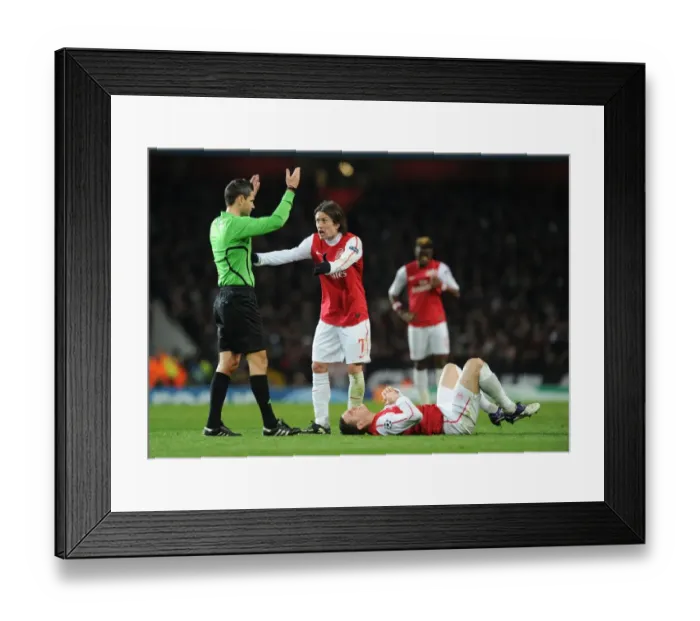 Framed Print : Arsenal's Rosicky Protests Ref Decision Against Vermaelen vs AC Milan, 2012 Champions League Framed Print : Arsenal's Rosicky Protests Ref Decision Against Vermaelen vs AC Milan, 2012 Champions League