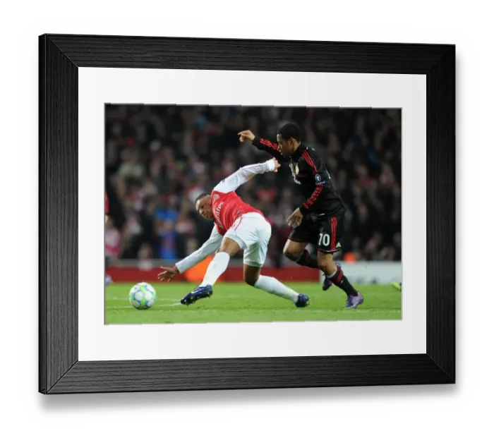 Framed Print : Arsenal Crushes AC Milan: Oxlade-Chamberlain's Brilliance Leads 3-0 Victory in UEFA Champions League