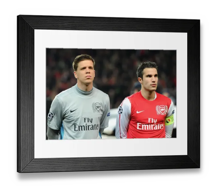 Framed Print : Wojciech Szczesny and Robin van Persie (Arsenal). Arsenal 3: 0 AC Milan Framed Print : Wojciech Szczesny and Robin van Persie (Arsenal). Arsenal 3: 0 AC Milan
