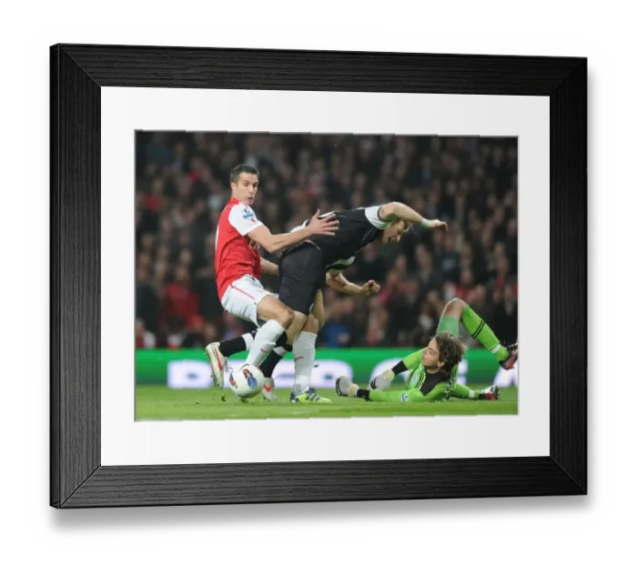 Framed Print : Arsenal's Robin van Persie Faces Off Against Newcastle's Mike Williamson and Tim Krul during the 2011-12 Premier League Match Framed Print : Arsenal's Robin van Persie Faces Off Against Newcastle's Mike Williamson and Tim Krul during the 2011-12 Premier League Match