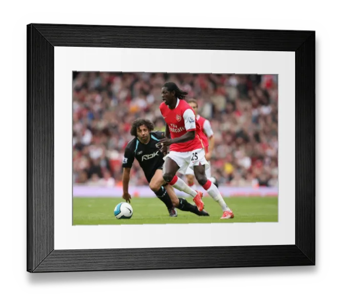 Framed Print : Adebayor's Brace: Arsenal's 2-0 Victory Over Bolton Wanderers, 2007
