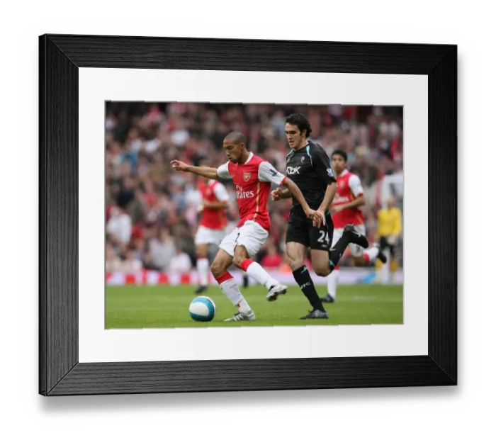 Framed Print : Gael Clichy (Arsenal) Joey O Brien (Bolton)