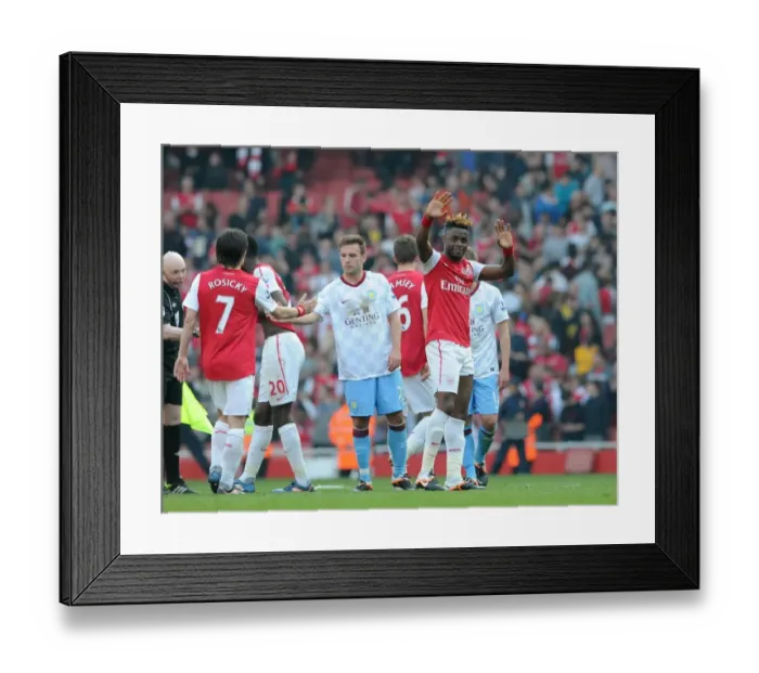 Framed Print : Alex Song (Arsenal). Arsenal 3: 0 Aston Villa. Barclays Premier League. Emirates Stadium