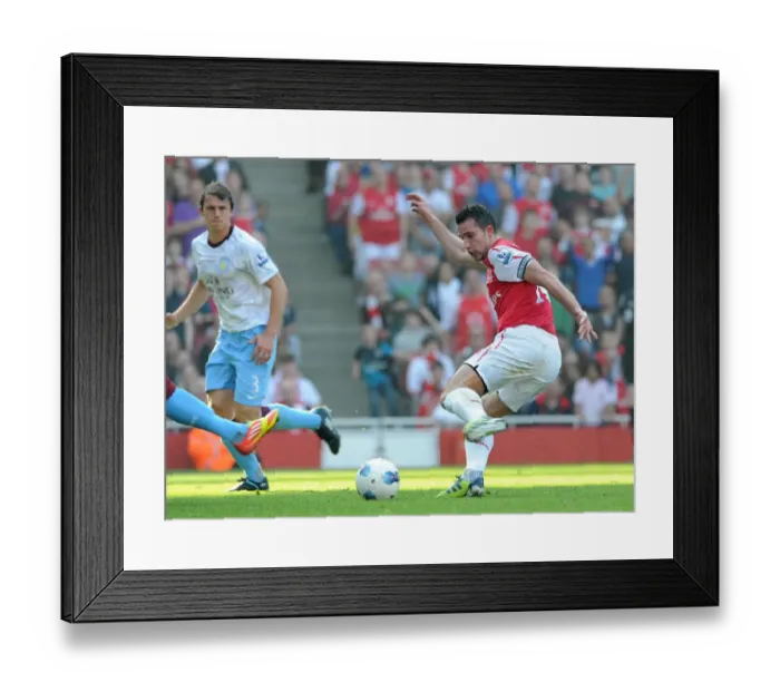 Framed Print : Robin van Persie (Arsenal) drags the ball back before shooting. Arsenal 3: 0 Aston Villa