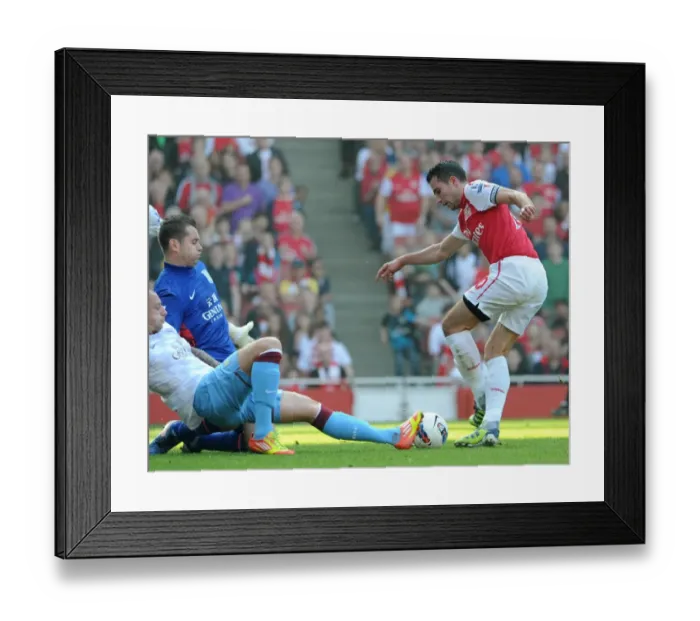 Framed Print : Robin van Persie Scores Stunner: Arsenal 3-0 Aston Villa, Barclays Premier League Framed Print : Robin van Persie Scores Stunner: Arsenal 3-0 Aston Villa, Barclays Premier League