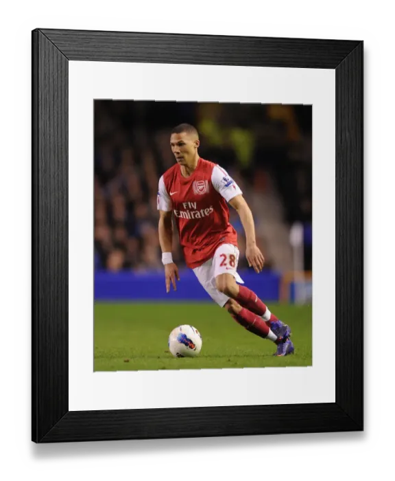 Framed Print : Kieran Gibbs in Action: Everton vs Arsenal, Premier League 2011-12 Framed Print : Kieran Gibbs in Action: Everton vs Arsenal, Premier League 2011-12