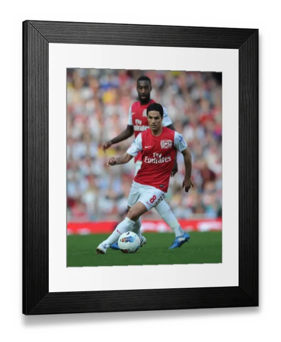 Framed Print : Arsenal vs Aston Villa: Premier League Showdown at Emirates Stadium, March 2012