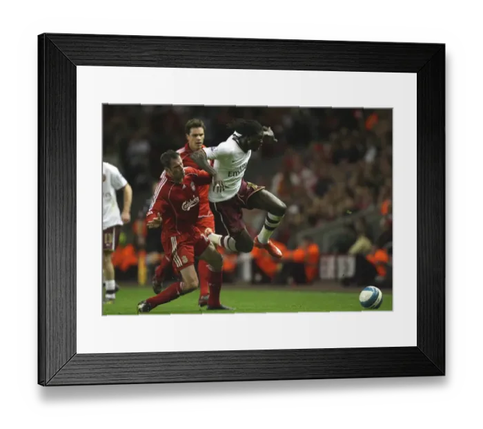 Framed Print : Adebayor vs. Carragher: The Rivalry Intensifies - Liverpool vs. Arsenal, 1:1 Draw Framed Print : Adebayor vs. Carragher: The Rivalry Intensifies - Liverpool vs. Arsenal, 1:1 Draw
