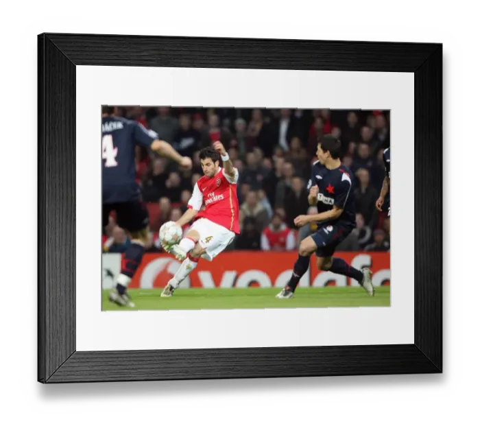 Framed Print : Cesc Fabregas scores Arsenals 1st goal