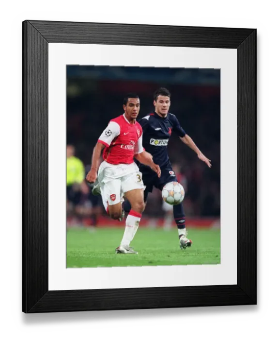 Framed Print : Theo Walcott's Hat-Trick: Arsenal's 7-0 Rout of Slavia Prague in Champions League Group H Framed Print : Theo Walcott's Hat-Trick: Arsenal's 7-0 Rout of Slavia Prague in Champions League Group H