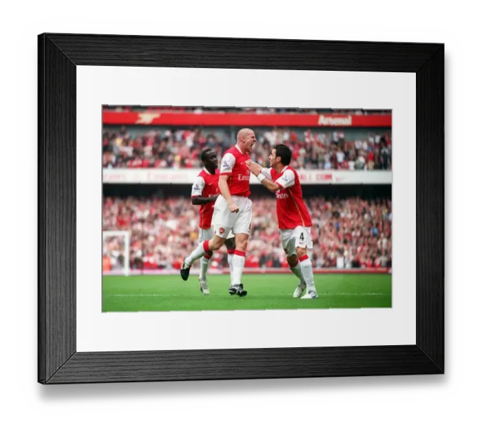 Framed Print : Senderos and Fabregas: Arsenal's Unforgettable Goal Celebration vs. Sunderland (3-2) Framed Print : Senderos and Fabregas: Arsenal's Unforgettable Goal Celebration vs. Sunderland (3-2)