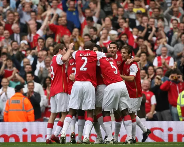 Philippe Senderos celebrates scoring the 2nd Arsenal goal with Alex Hleb