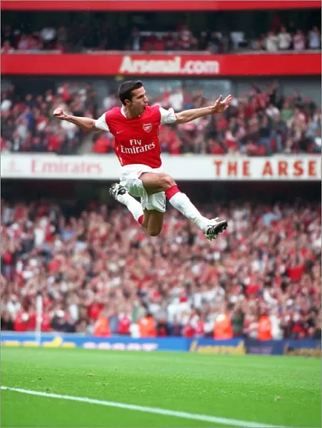 Robin van Persie's Epic Free-Kick: Arsenal's Thrilling Comeback vs. Sunderland (3:2)