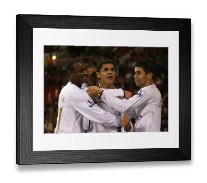 Framed Print : Denilson and Eduardo's Triumph: Arsenal's Carling Cup Victory over Sheffield United (3rd Goal Celebration)