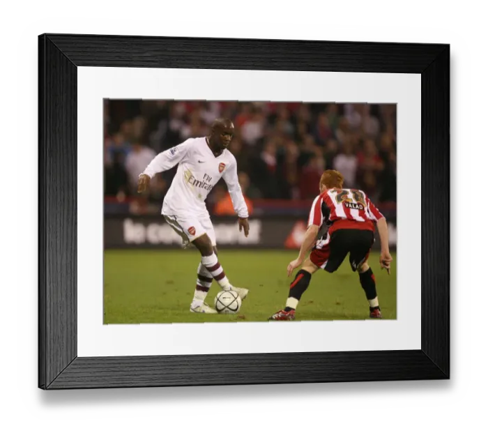 Framed Print : Triumphant Diarra: Arsenal Crushes Sheffield United 3-0 in Carling Cup Framed Print : Triumphant Diarra: Arsenal Crushes Sheffield United 3-0 in Carling Cup