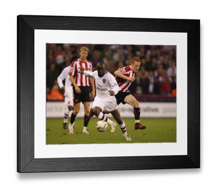 Framed Print : Lassana Diarra (Arsenal) Stephen Quinn (Sheff) Framed Print : Lassana Diarra (Arsenal) Stephen Quinn (Sheff)