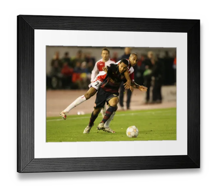 Framed Print : The Battle of Prague: Walcott vs. Tavares in a Scoreless Group H Clash between Slavia Prague and Arsenal, UEFA Champions League, 2007