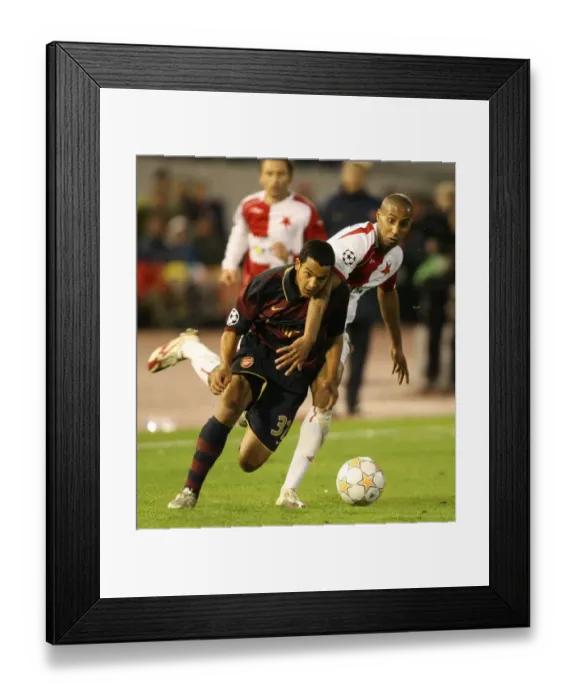 Framed Print : The Battle of Prague: Walcott vs. Tavares - Arsenal vs. Slavia Prague, UEFA Champions League, Group H, 7 / 11 / 2007