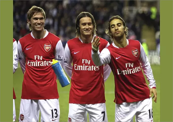 Mathieu Flamini, Tomas Rosicky and Alex Hleb (Arsenal) before the match